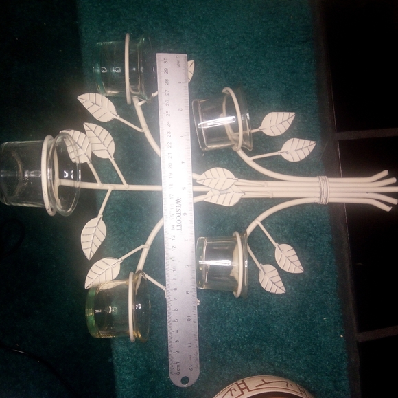 White Wrought Iron Wall Hangers - Picture 9 of 12